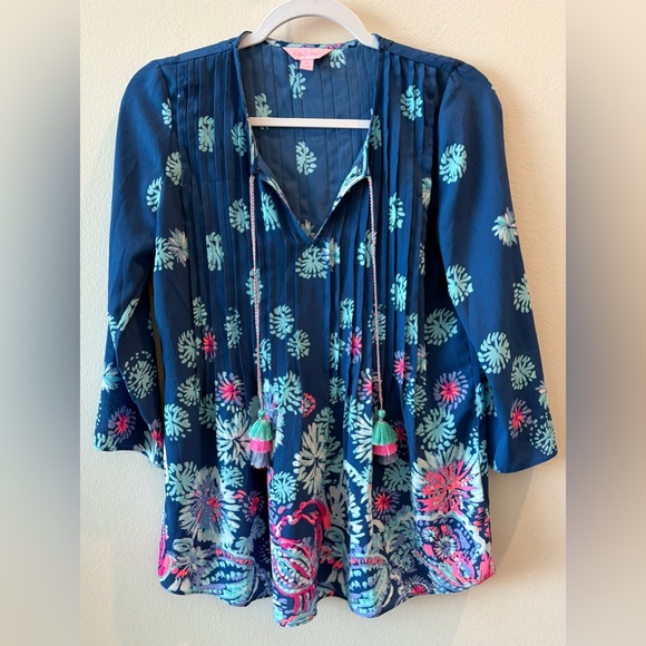 Lilly Pulitzer Marilina Pink and Blue Embellished 3/4 Sleeve Tunic Size XS sku20 - Picture 2 of 9